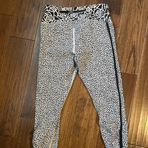Lululemon real quick tight - size 6